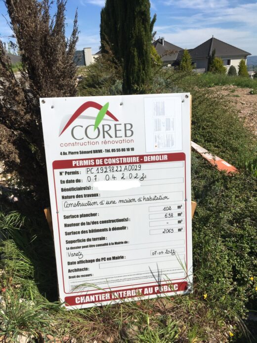 NOUVEAU&#x20;PERMIS&#x20;DE&#x20;CONSTRUIRE&#x20;A&#x20;VARETZ