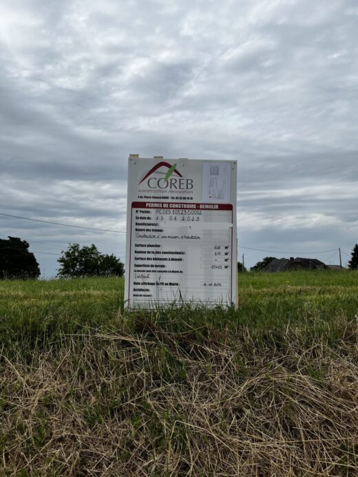NOUVEAU&#x20;PERMIS&#x20;DE&#x20;CONSTRUIRE&#x20;A&#x20;LANTEUIL